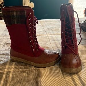 JustFAB lace up maroon boots.